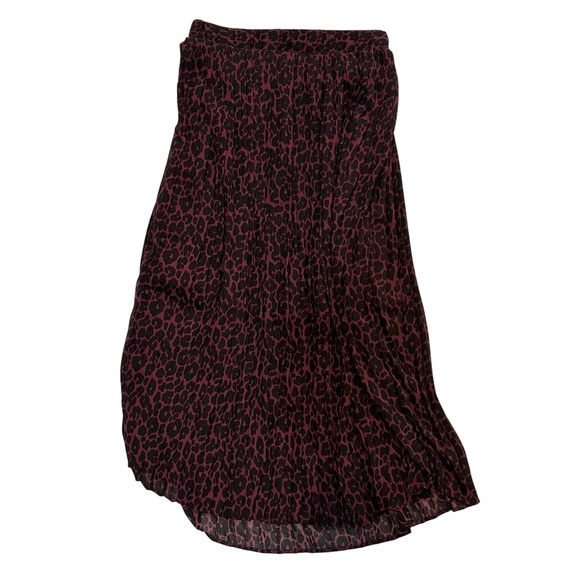 Plum and Black Animal Print Plisse Pleated High-Low Midi Skirt Size Medium - Picture 1 of 3